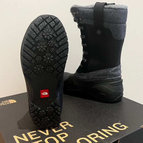 BRAND NEW THE NORTH FACE BOOTS - Picture 7 of 9